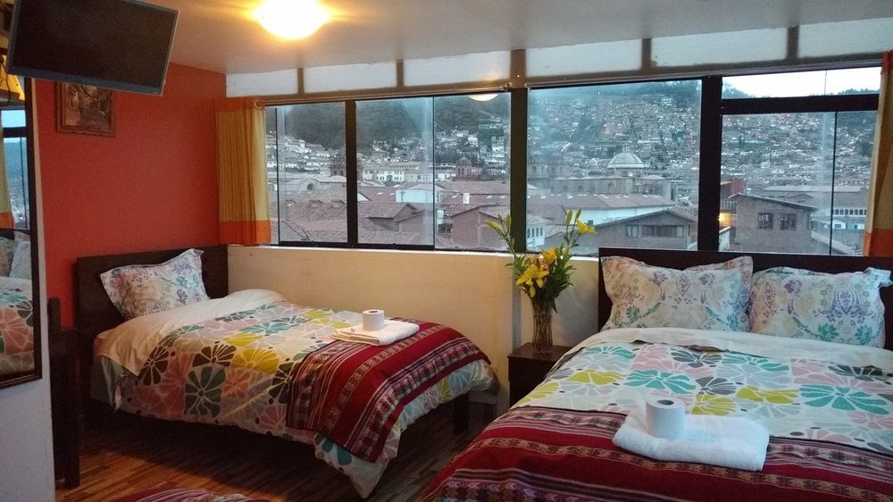 Hospedaje Qori Punku Куско Екстер'єр фото